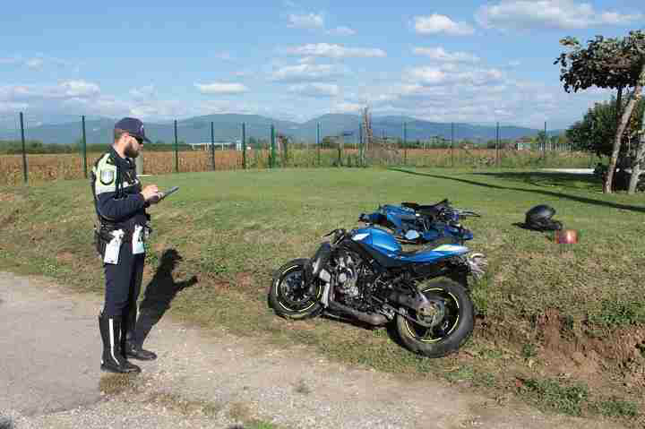 INCIDENTE STRADALE A FAEDIS, GRAVISSIMO GIOVANE CENTAURO